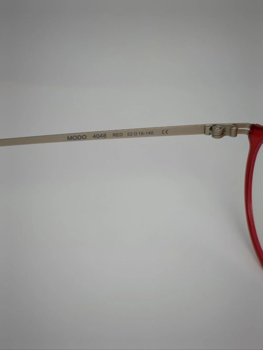 Modo 4048. Women's Red Titanium Frame Eyeglasses. Cat Eye. Japan